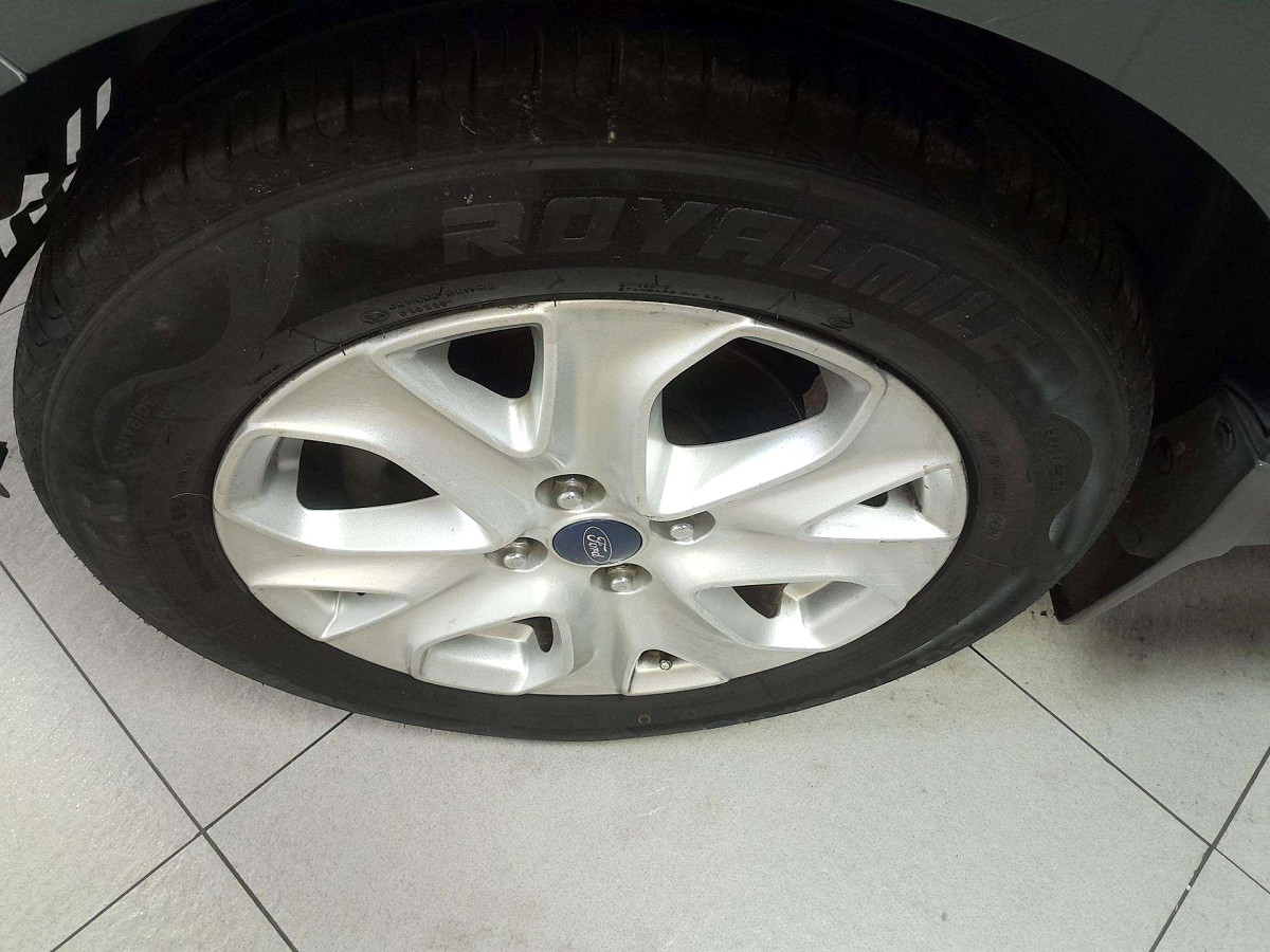 Photo 10 of 20
