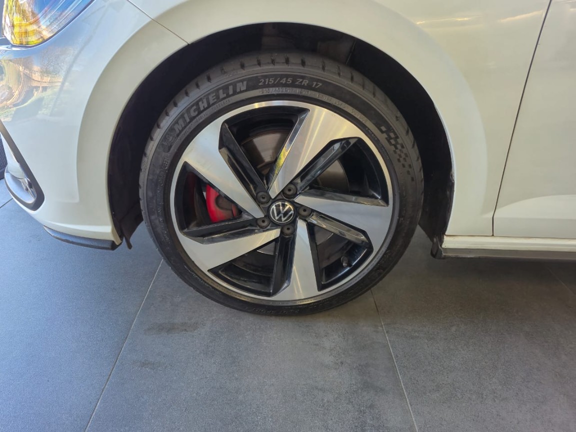 Photo 5 of 16