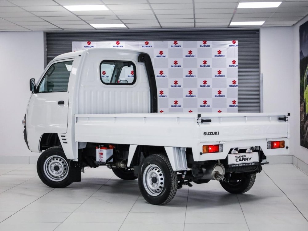 Photo 11 of 20