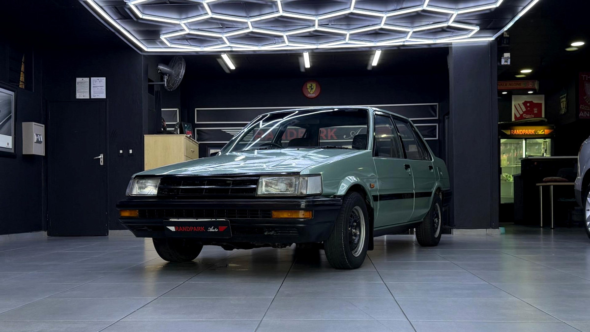 TOYOTA COROLLA 1.6 GL