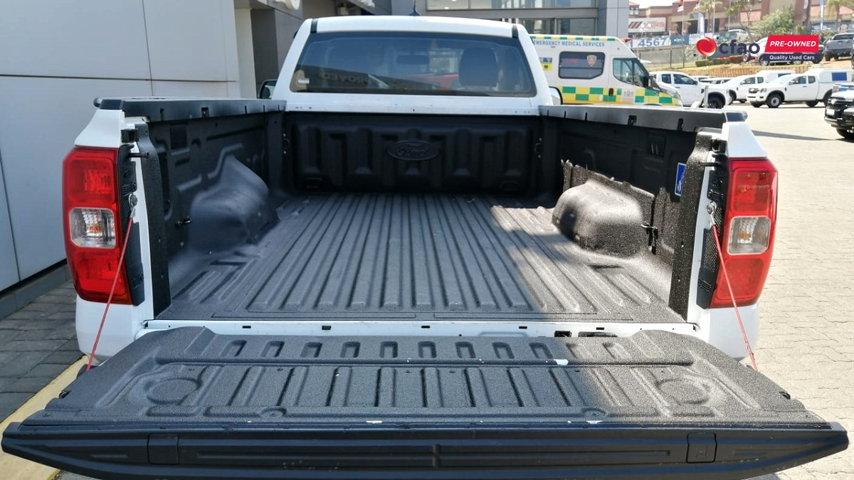 Photo 7 of 18