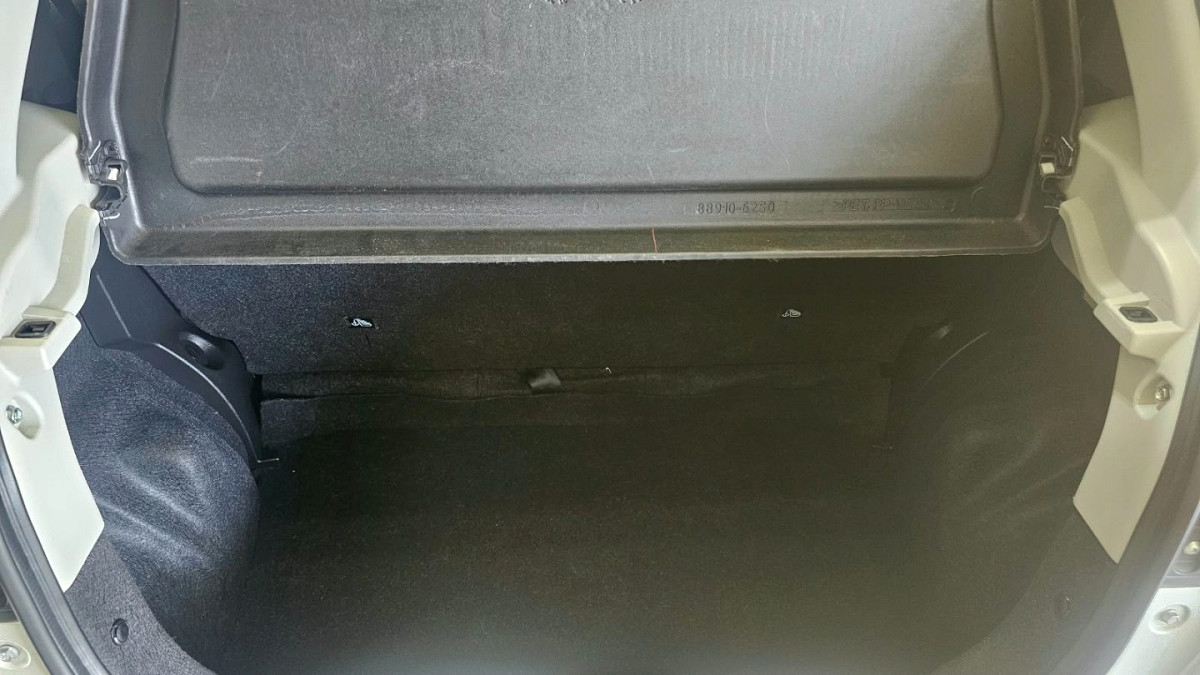 Photo 8 of 15