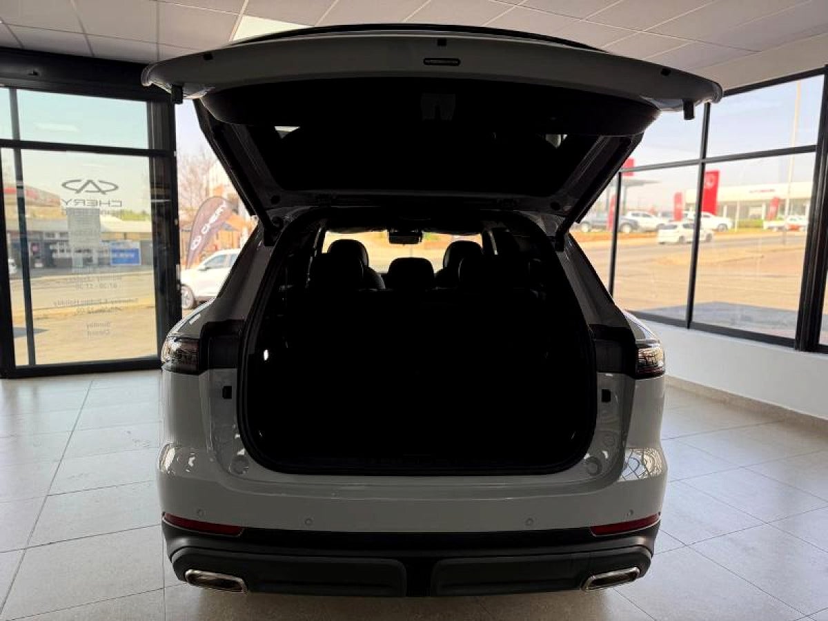 Photo 6 of 20
