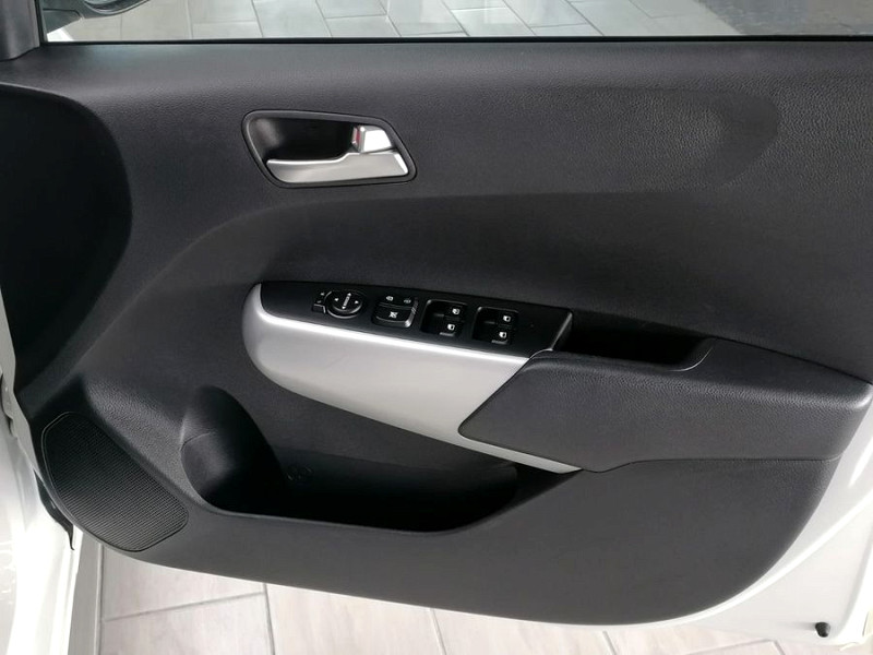 Photo 29 of 29