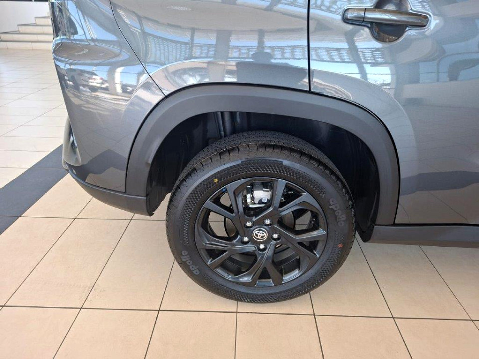 Photo 8 of 18