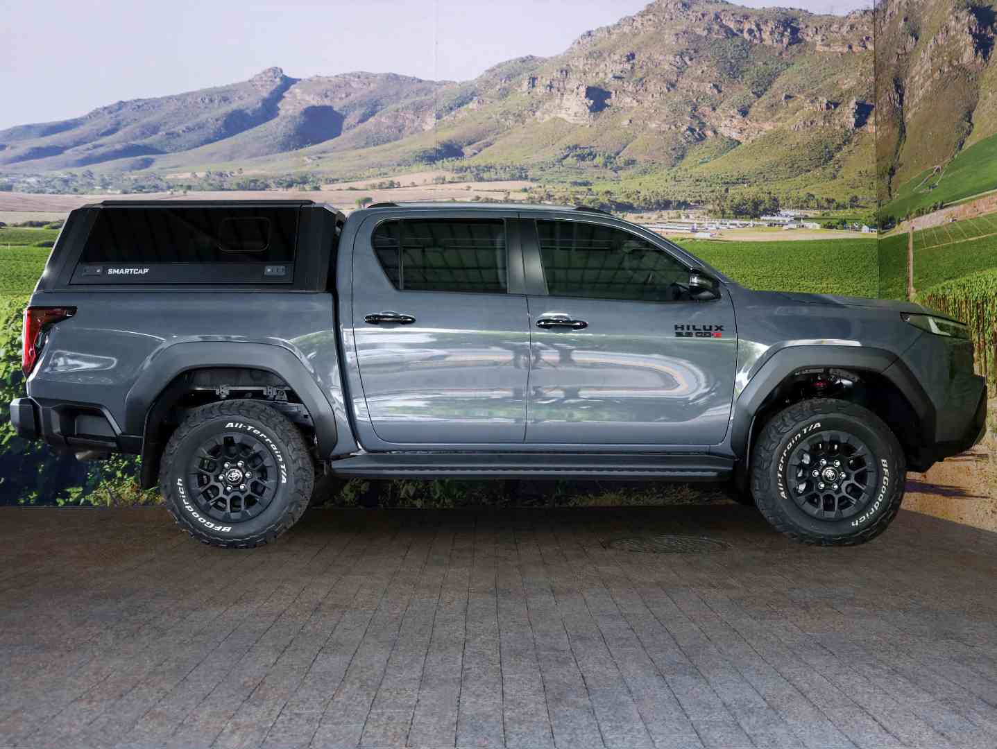 Photo 8 of 28
