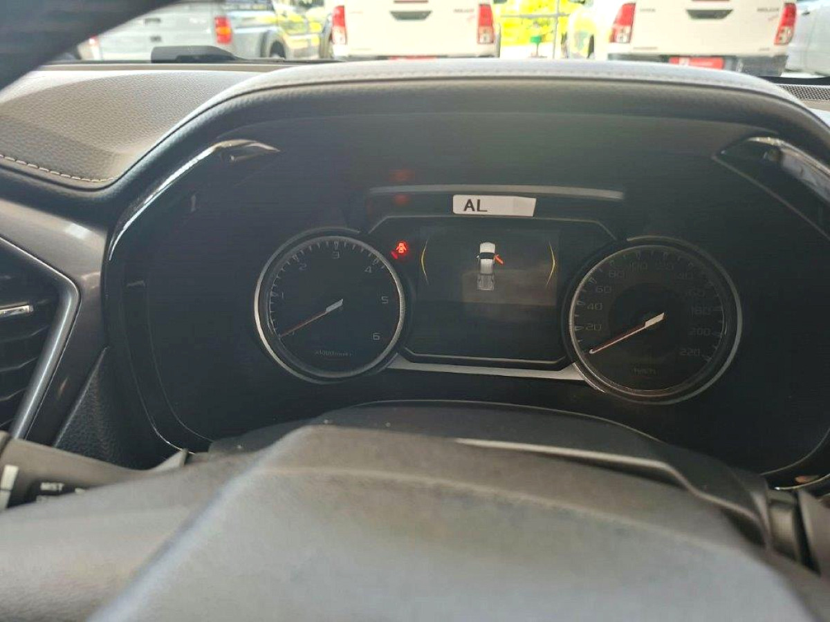 Photo 8 of 19