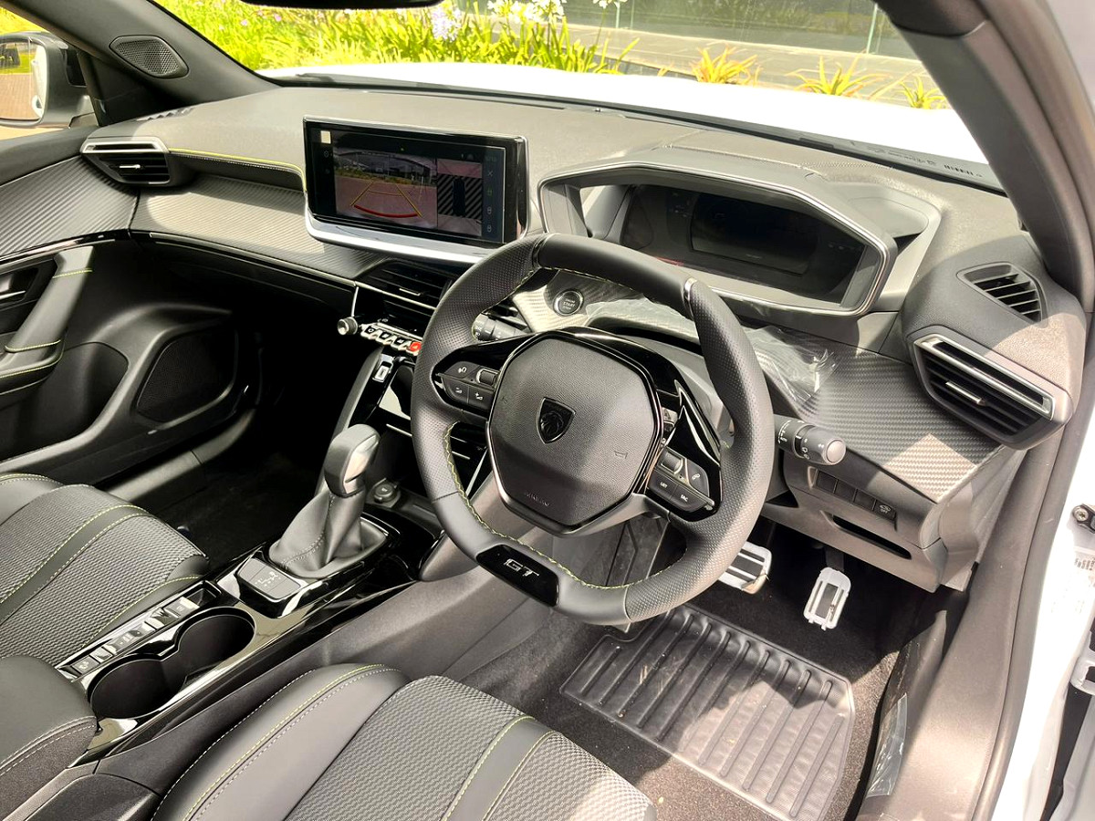 Photo 10 of 24