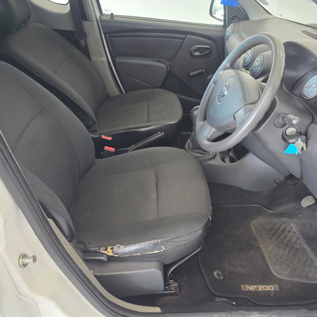 Photo 18 of 20