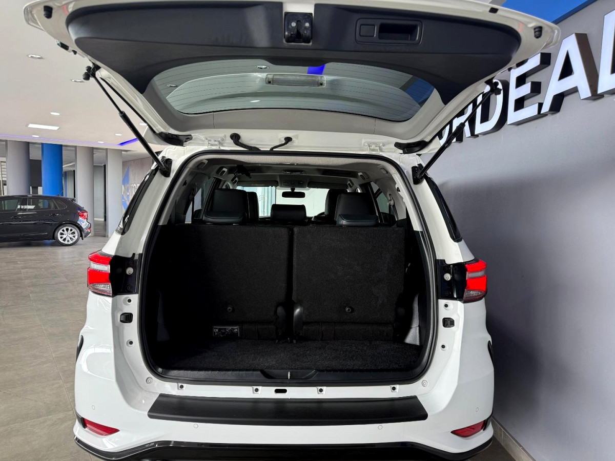 Photo 17 of 26