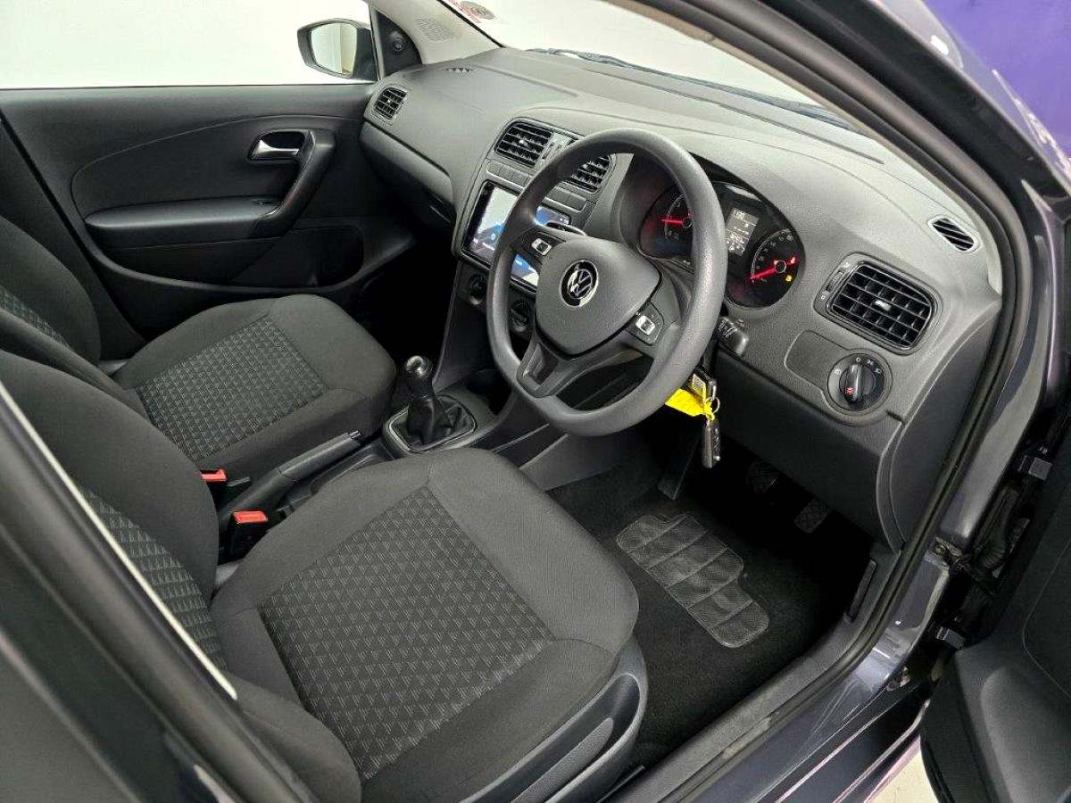 Photo 11 of 17