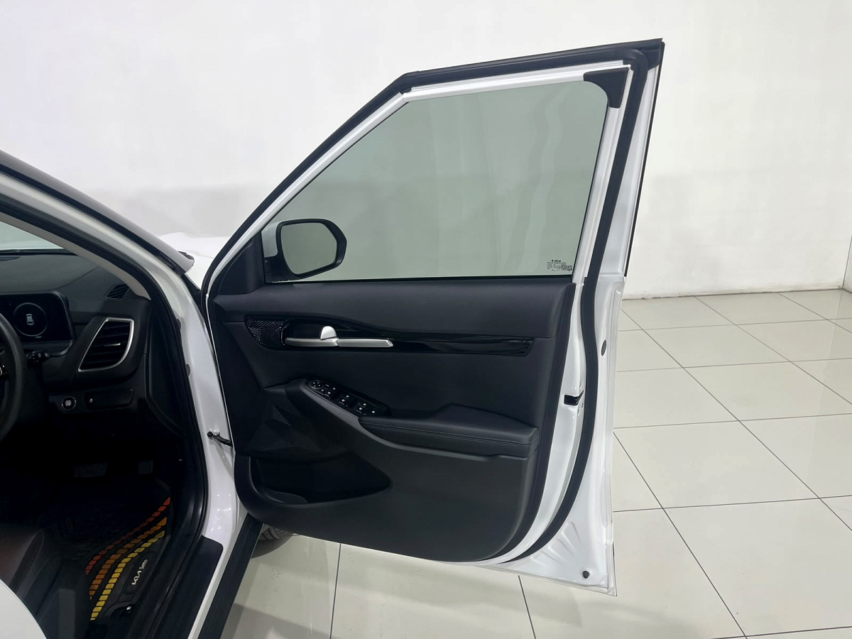 Photo 24 of 31