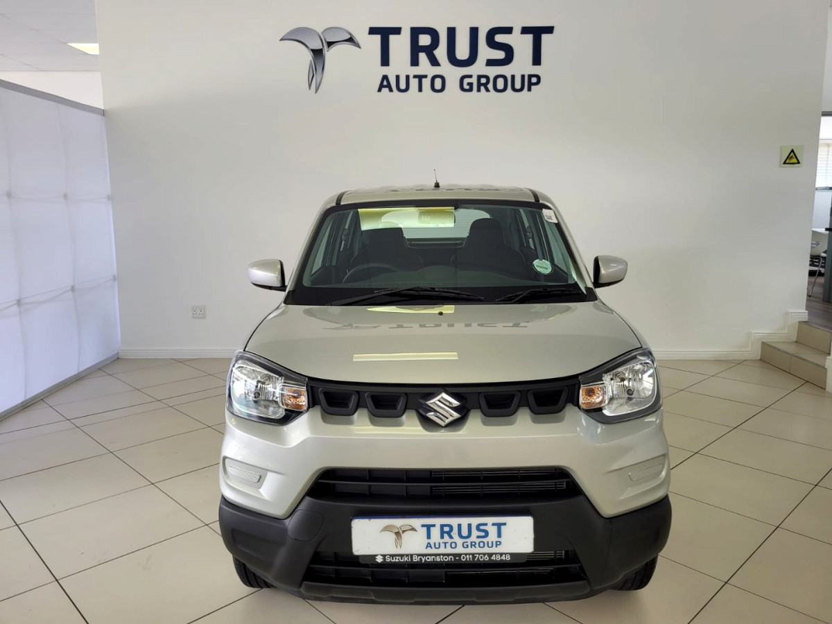 Photo 3 of 12