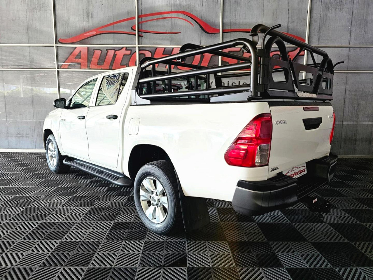 Photo 4 of 9