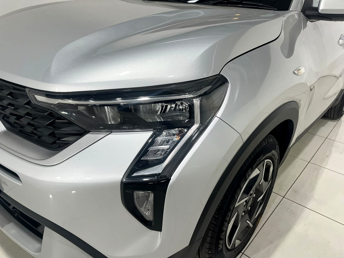 Photo 7 of 29