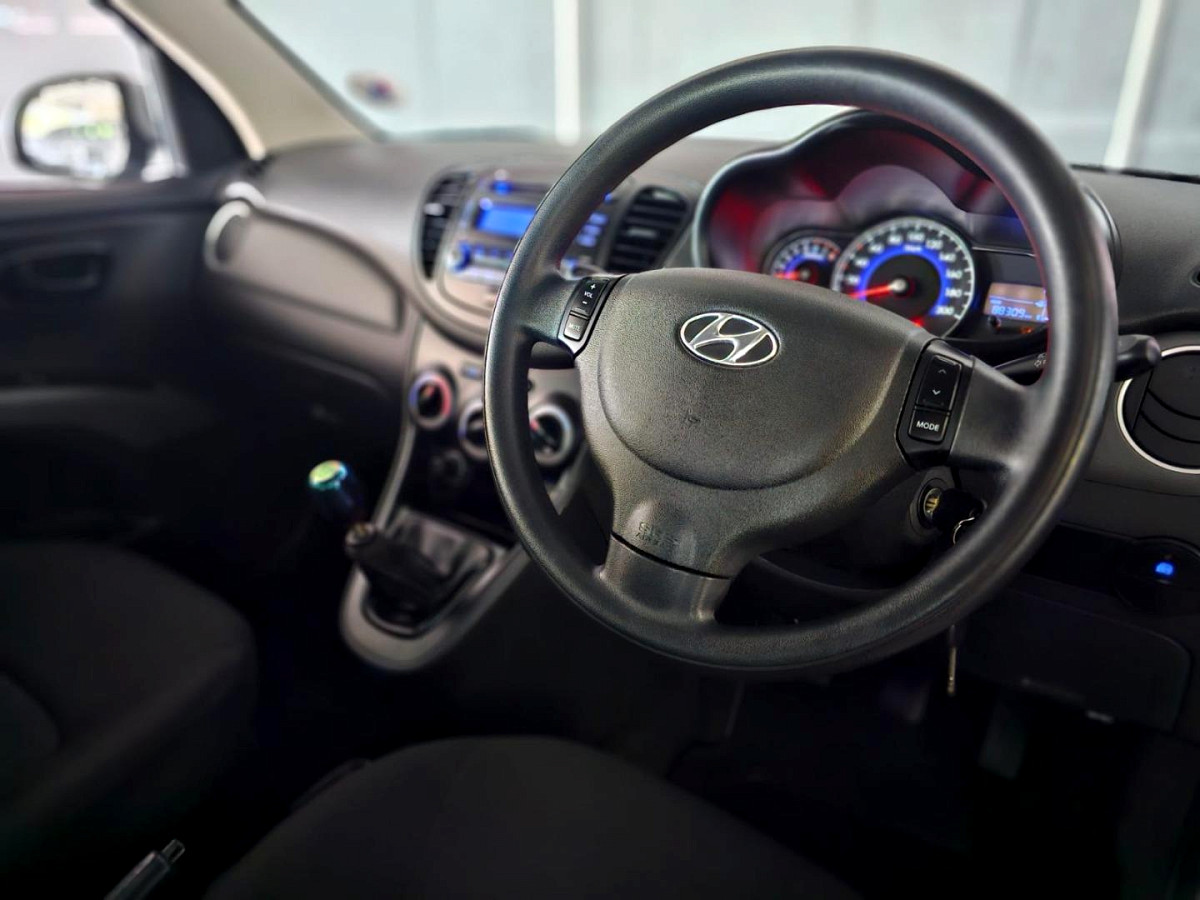 Photo 7 of 9