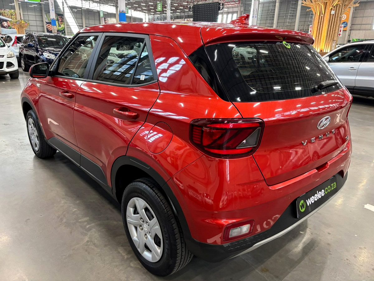 Photo 5 of 17