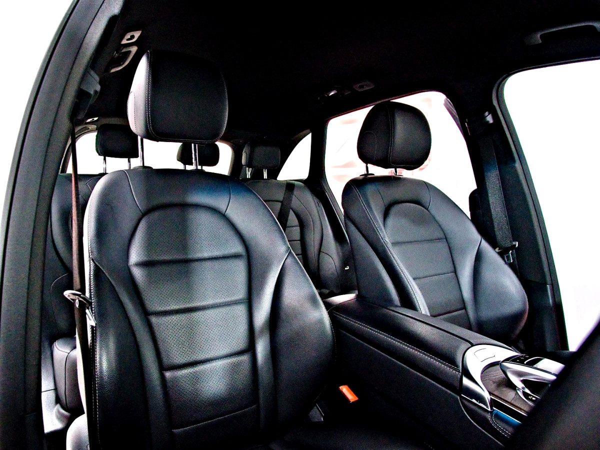Photo 7 of 30
