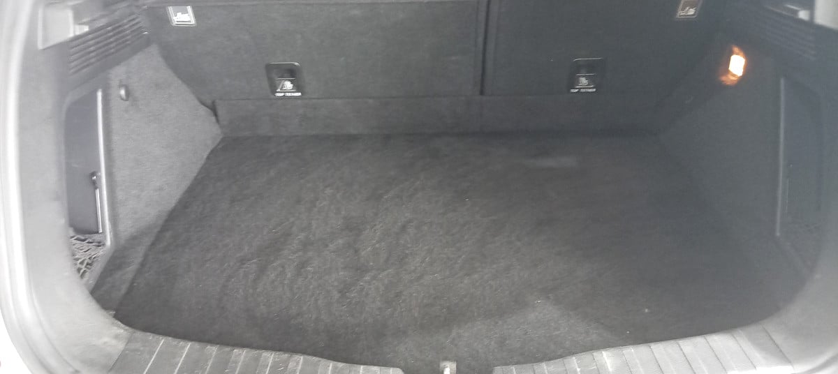 Photo 8 of 18