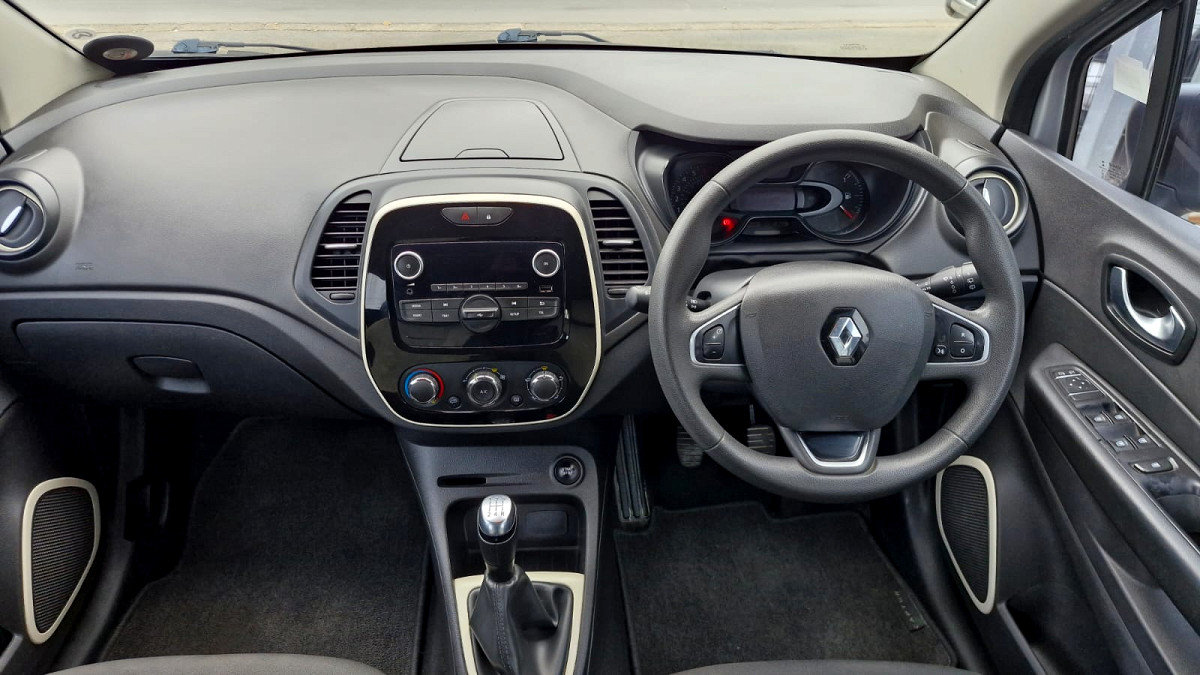Photo 8 of 9