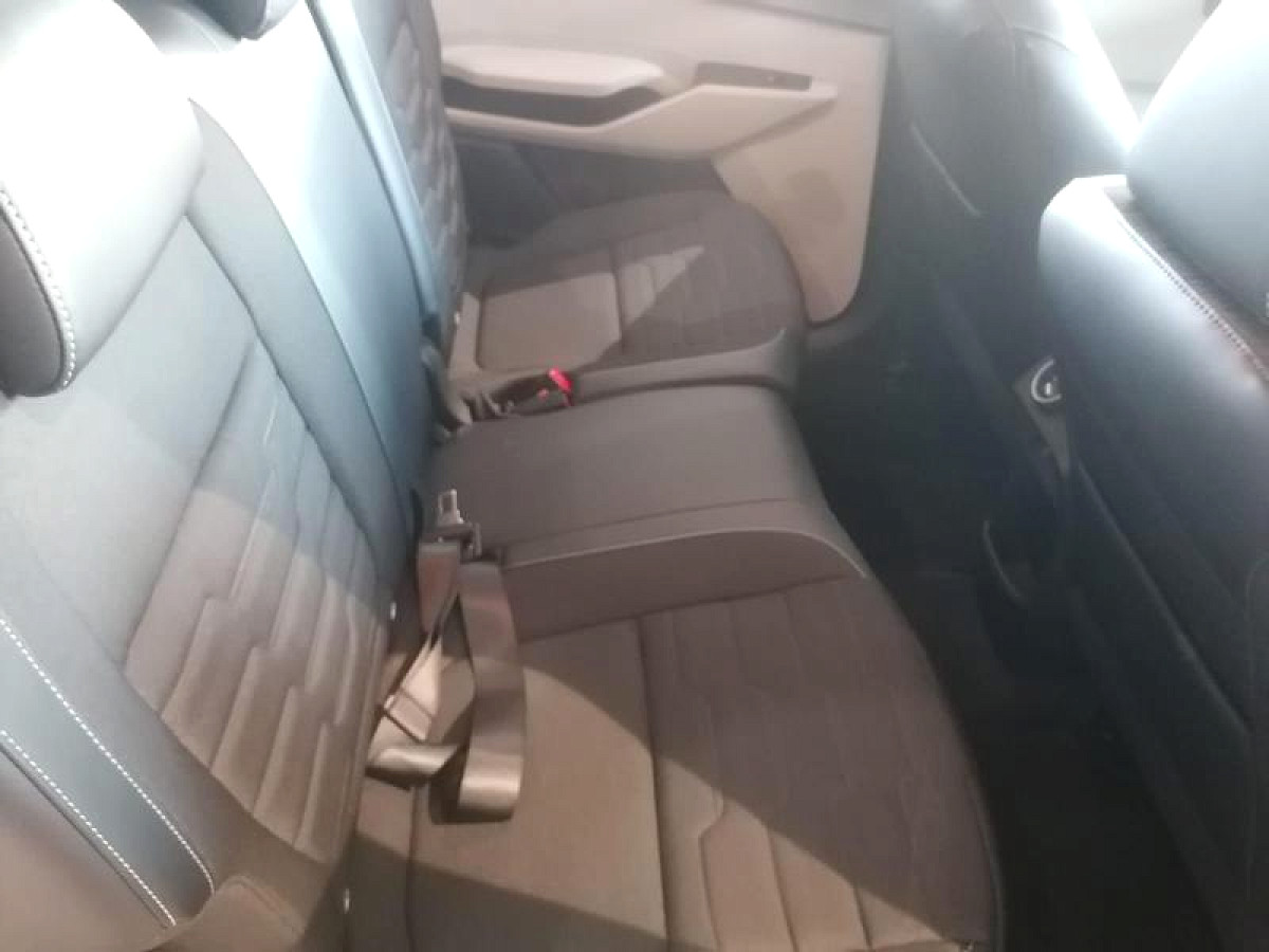 Photo 16 of 20