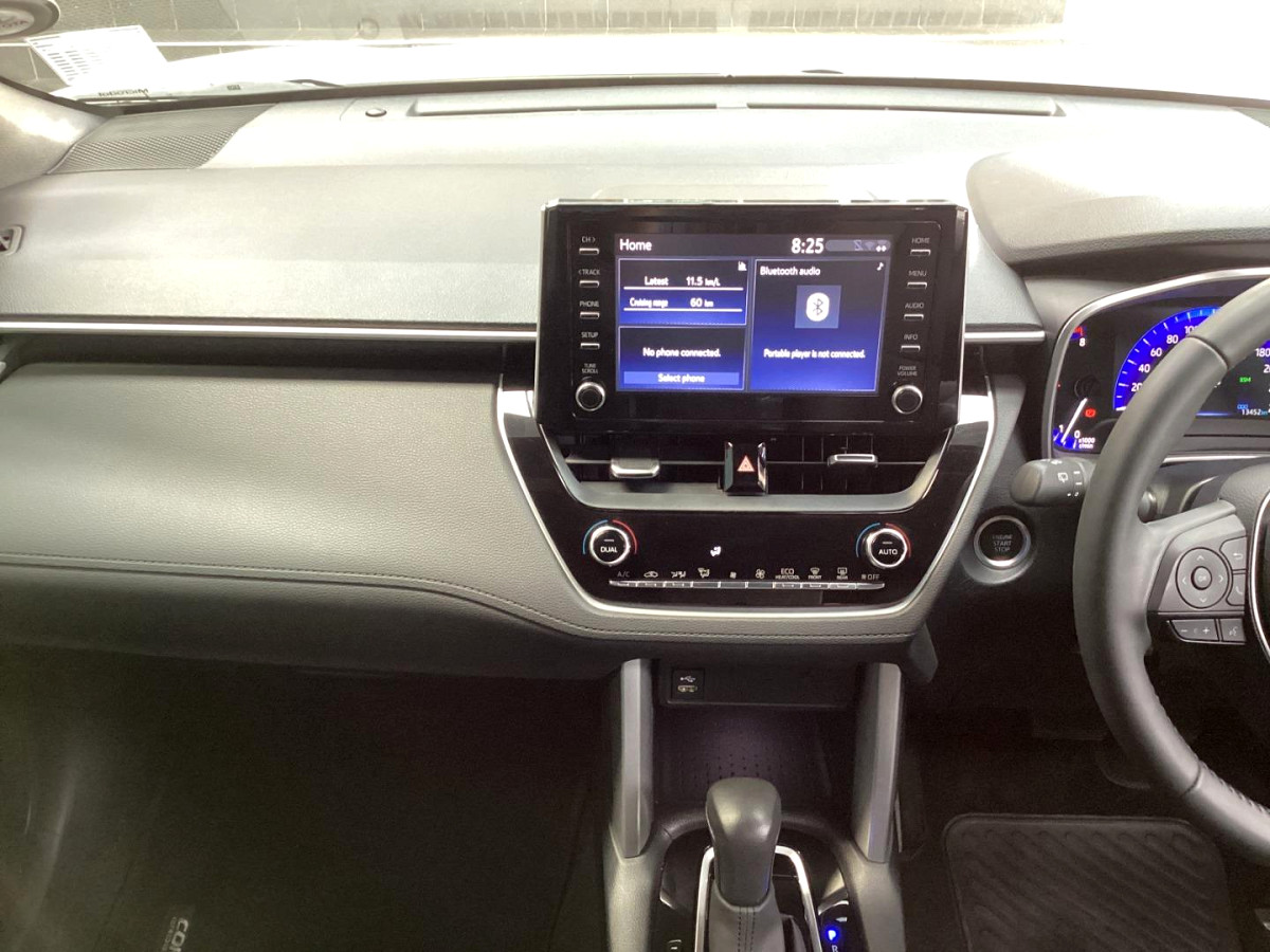 Photo 16 of 25
