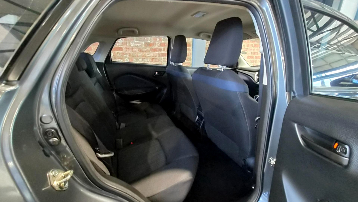 Photo 14 of 15