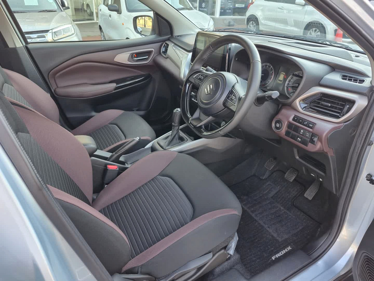Photo 9 of 20