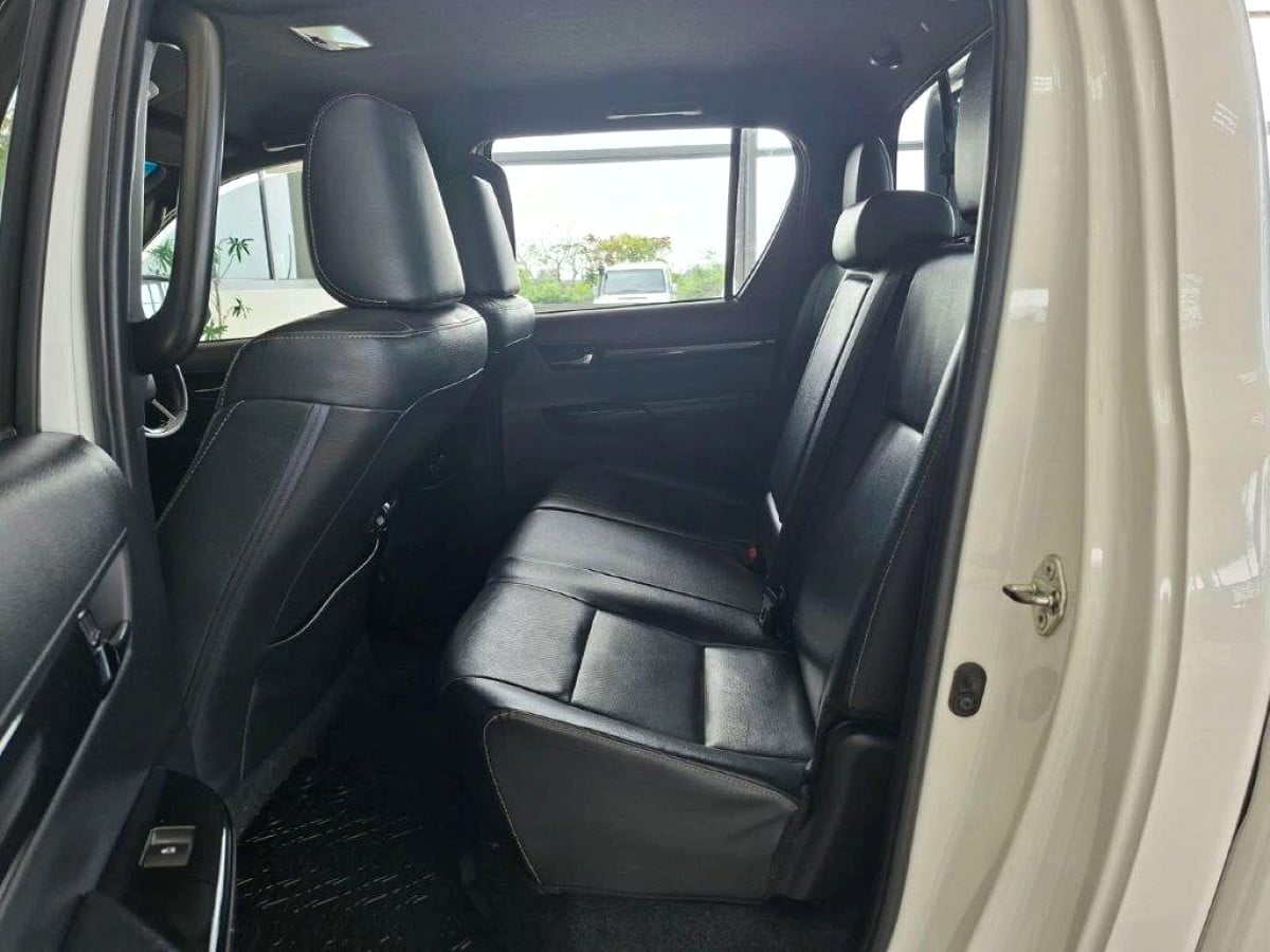 Photo 8 of 21