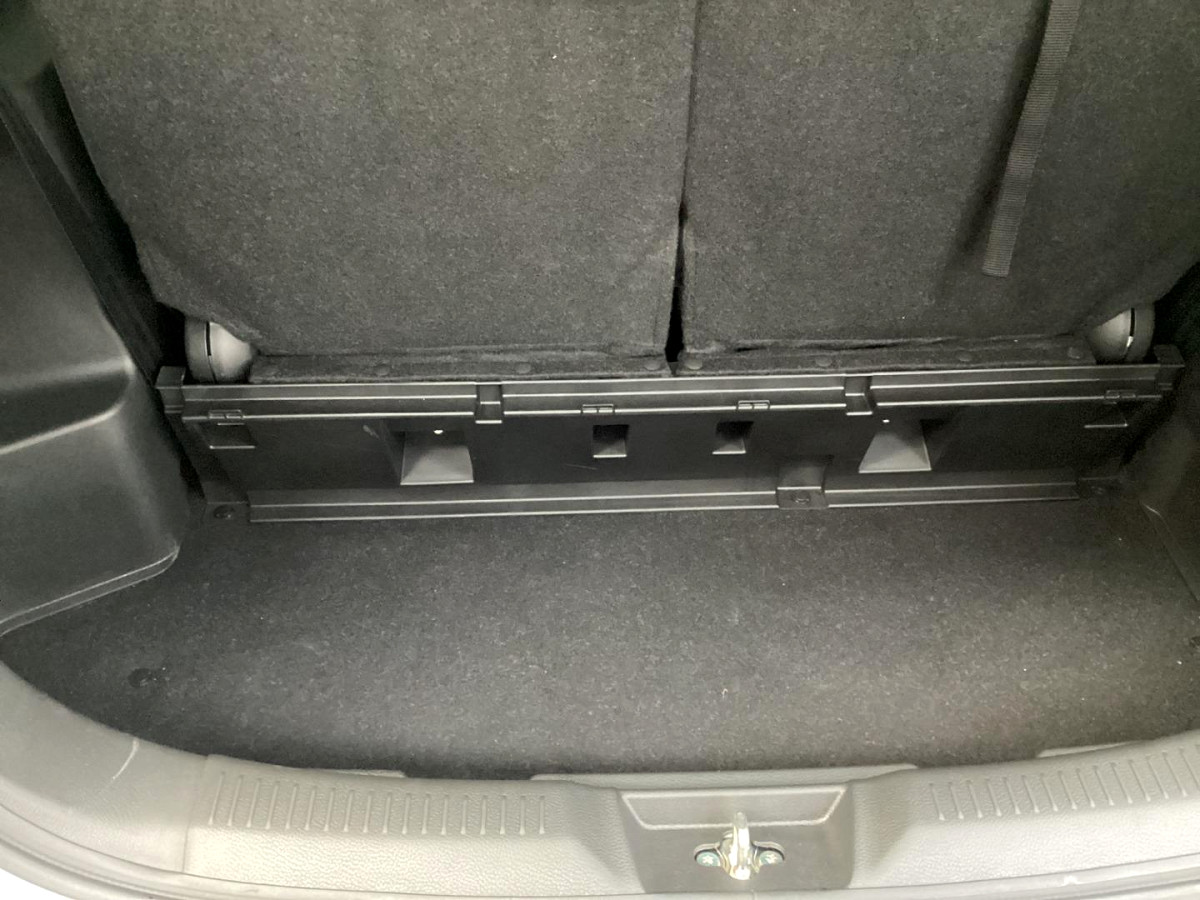 Photo 14 of 20