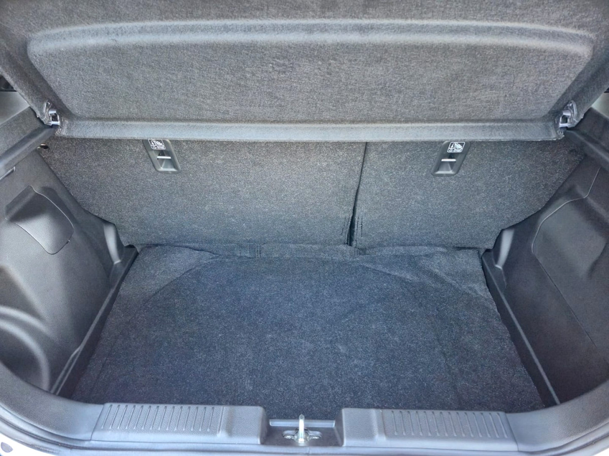 Photo 18 of 24