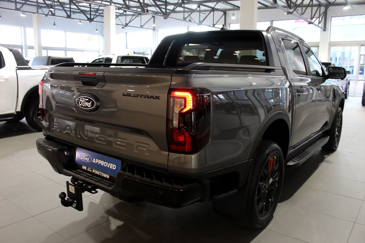 Photo 7 of 12