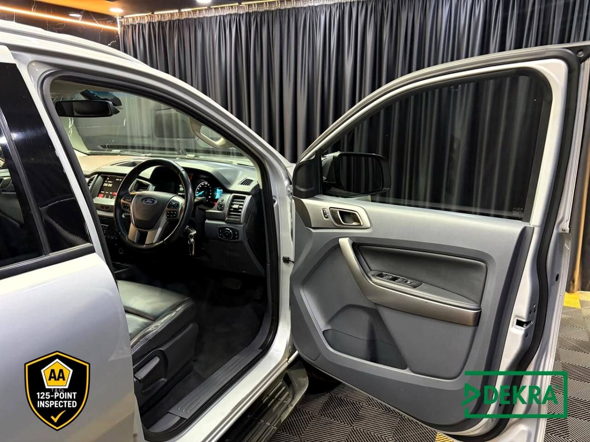 Photo 8 of 24