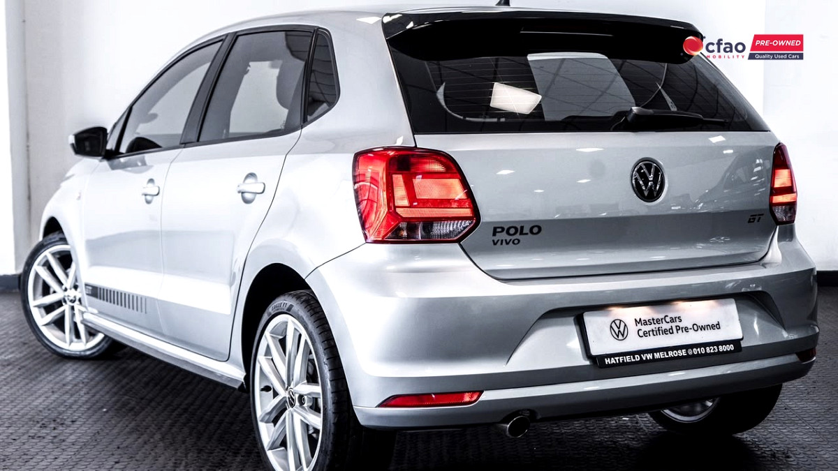 Photo 18 of 21
