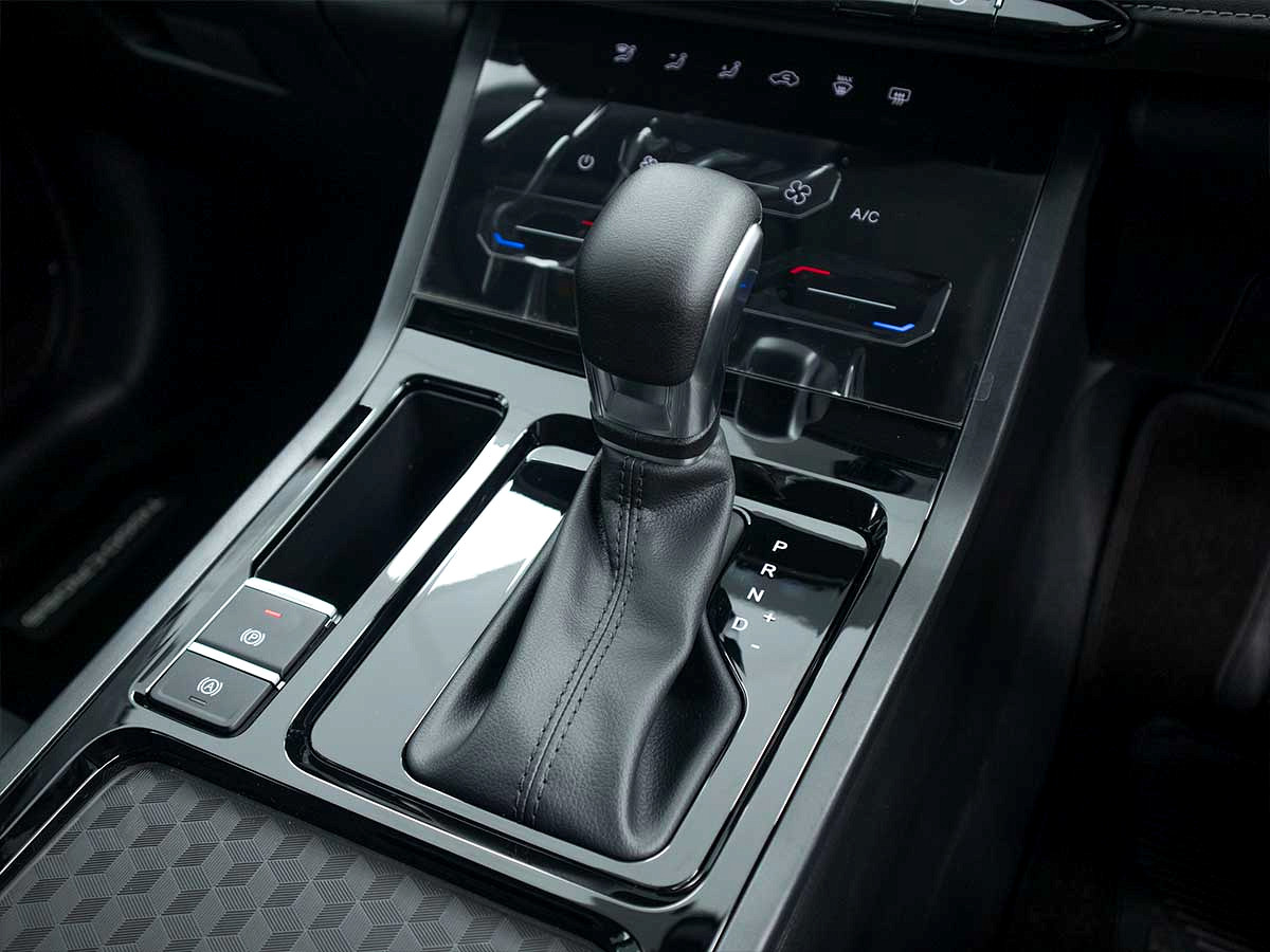 Photo 19 of 25