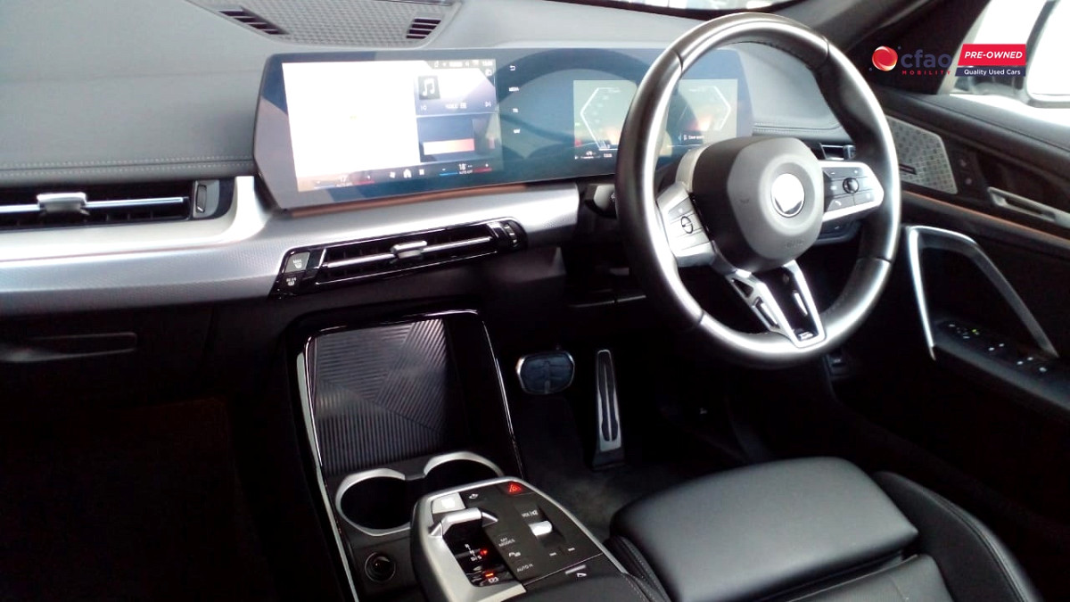 Photo 12 of 19