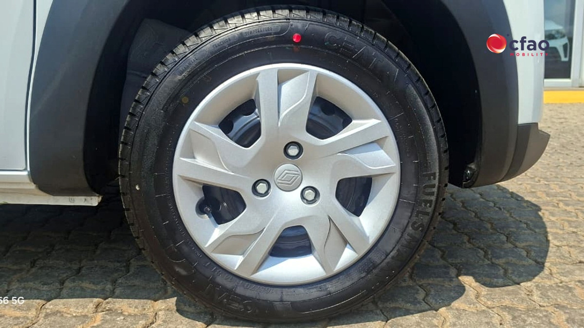 Photo 16 of 21