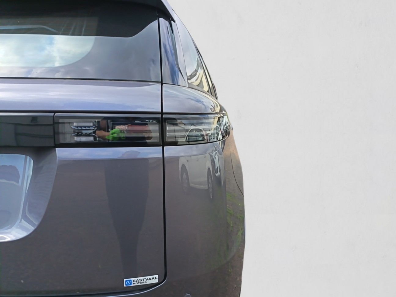 Photo 11 of 19