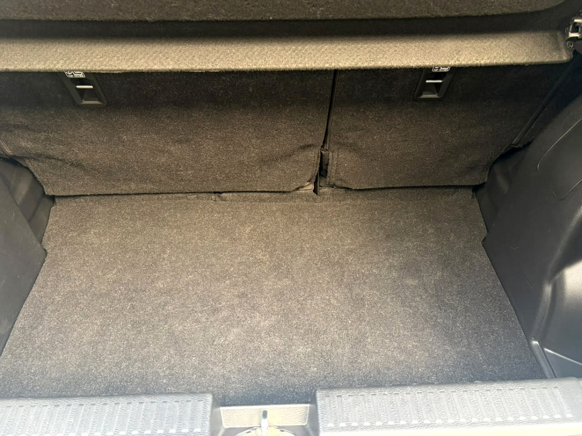 Photo 8 of 18