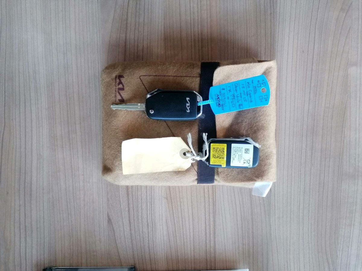 Photo 12 of 20