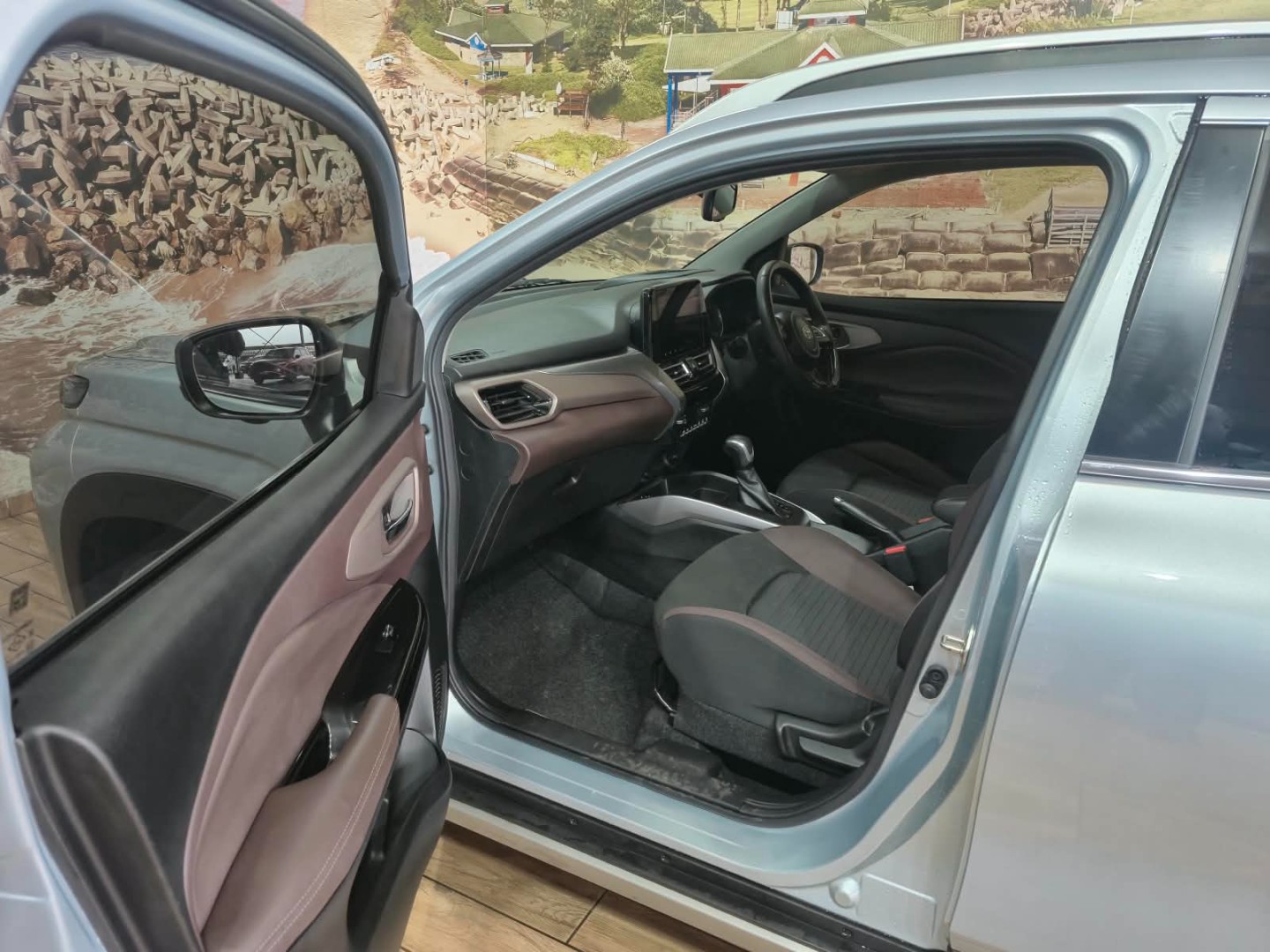 Photo 9 of 11