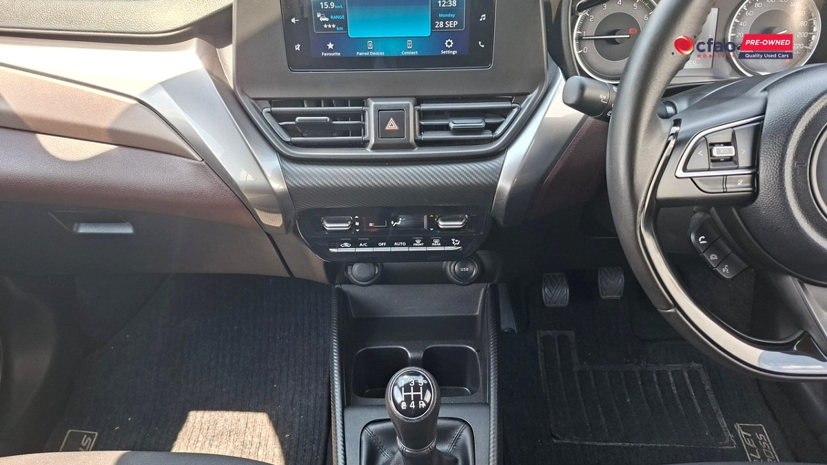 Photo 14 of 20