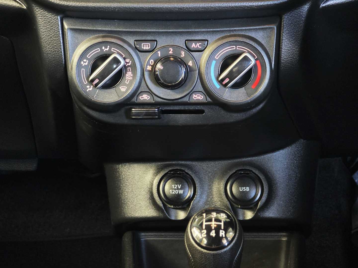 Photo 9 of 21