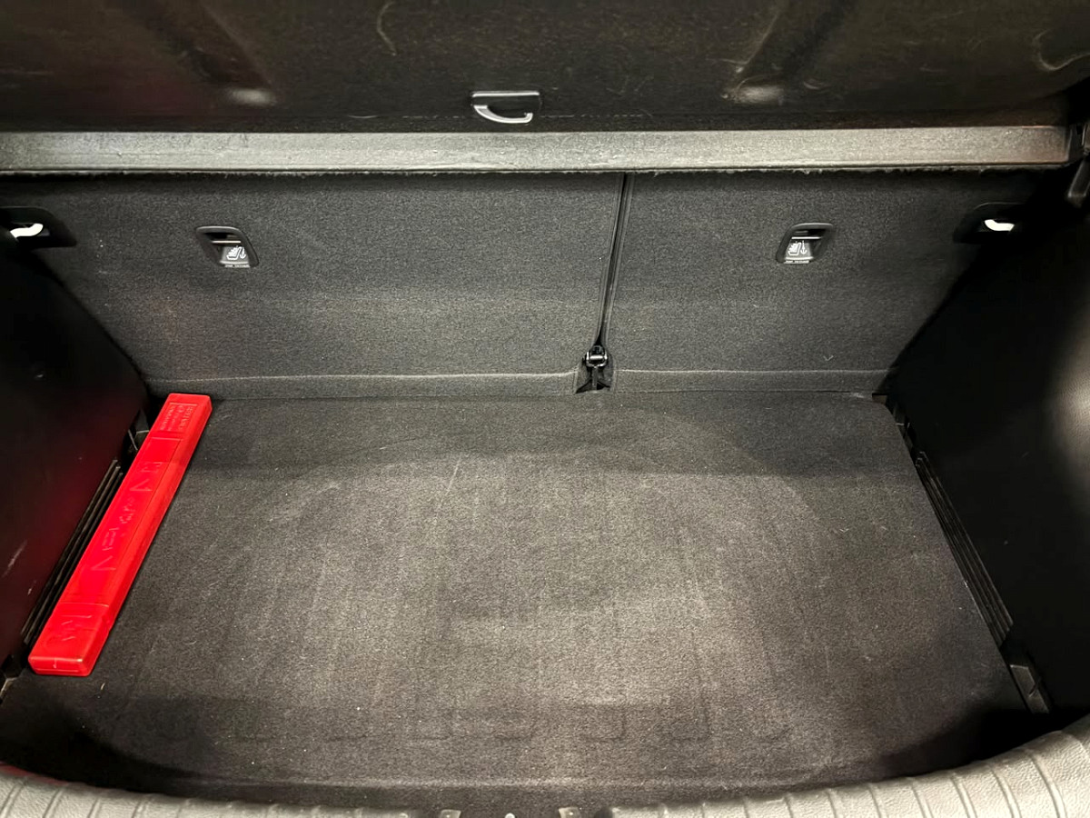 Photo 15 of 16